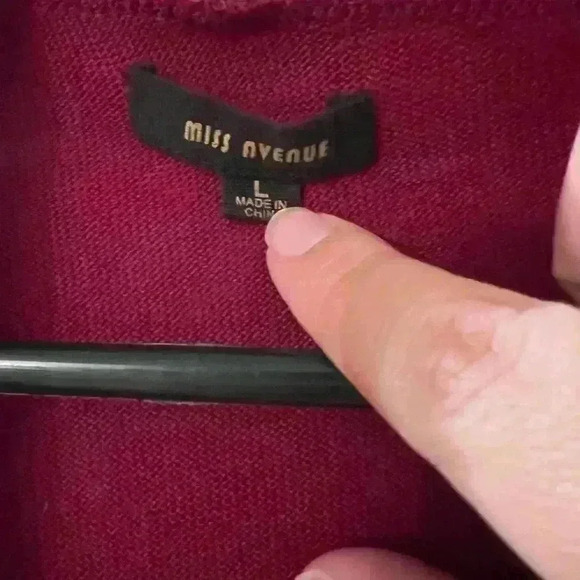 Large Deep red waterfall cardigan - Picture 4 of 4